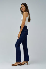 Faith Puch in Bootcut jeans - Stilshoppen