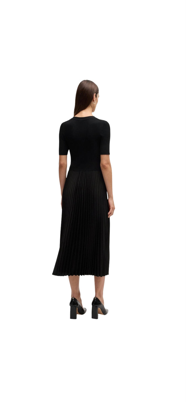 Fadridi Dress - Stilshoppen