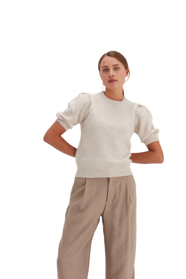 Lys Beige Bruched Puff Sleeve sweater - Stilshoppen