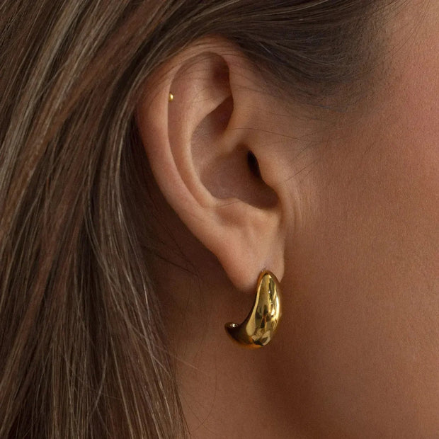 Beaux Classic Chunky Stud Earrings