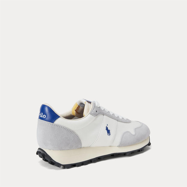 Trail Sneakers