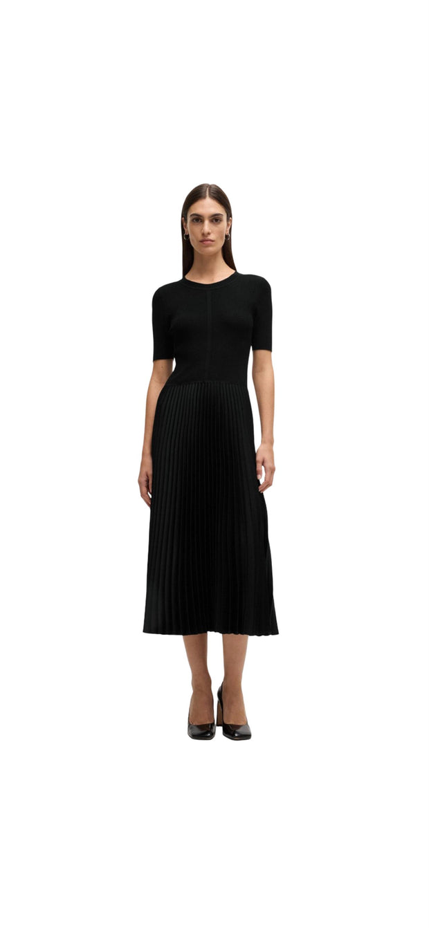 Fadridi Dress - Stilshoppen