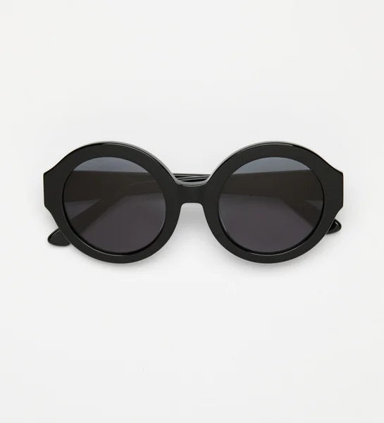 Black Cleo Sunglasses Solbrille - Stilshoppen