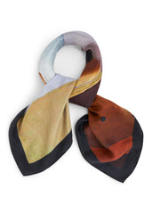 Multi Studio Art Silk Scarf - Stilshoppen