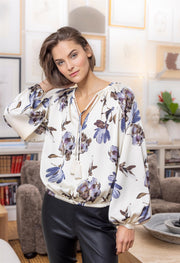 Flower Velvet Detailed Blouse - Stilshoppen