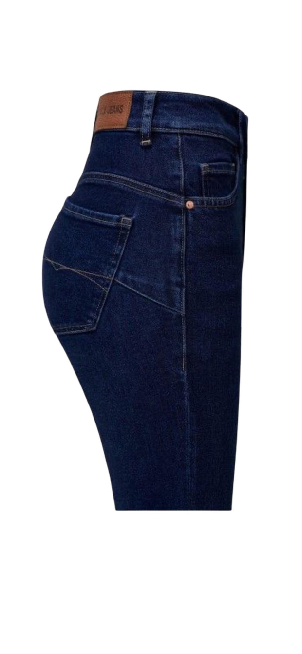 Faith Puch in Bootcut jeans - Stilshoppen