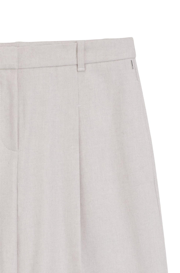 Natur Tiana Pant