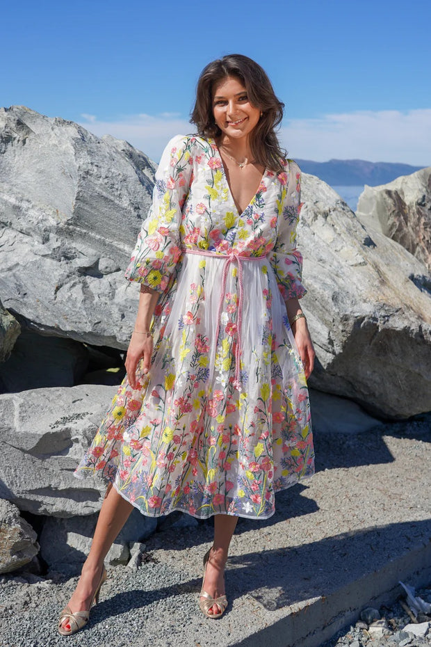 Multifarget Flower Everly Dress - Stilshoppen