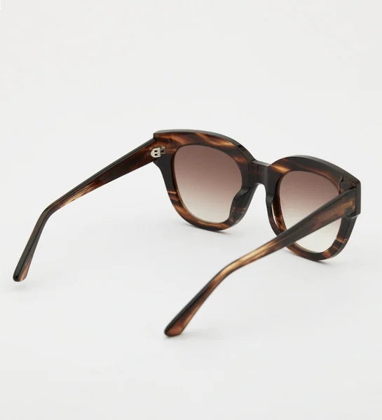 Brown Carla Sunglasses Solbrille - Stilshoppen