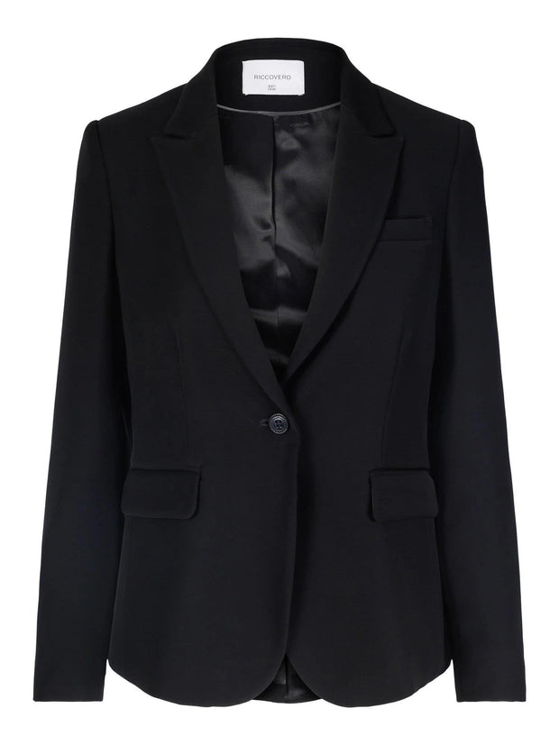 Sort Beth Blazer