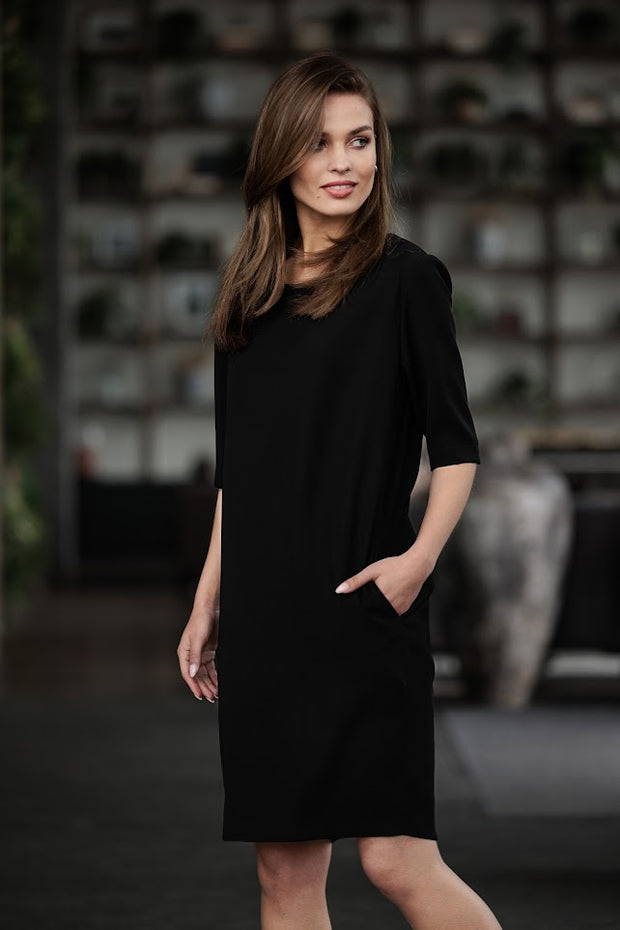 Sort Biela Dress