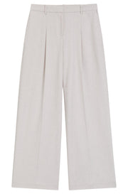 Natur Tiana Pant