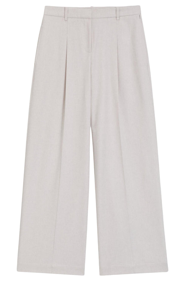 Natur Tiana Pant