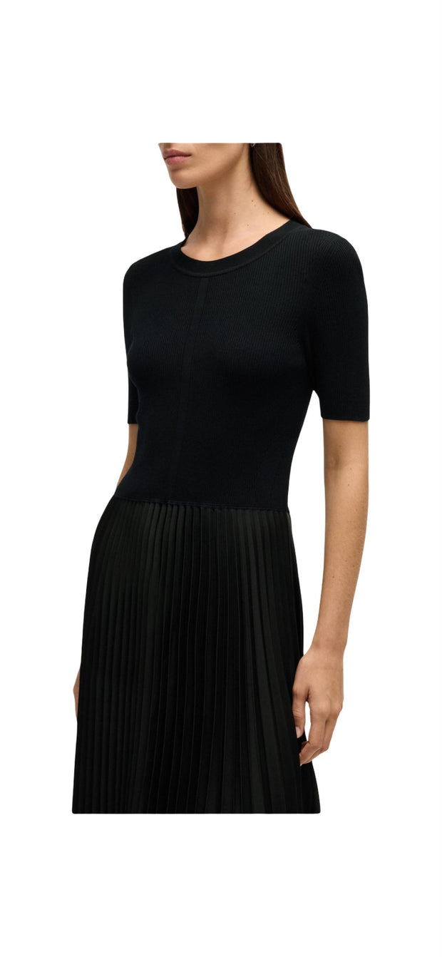 Fadridi Dress - Stilshoppen