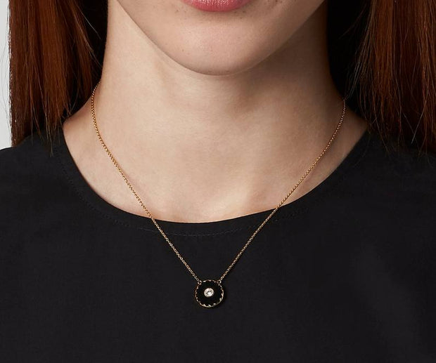 Sort The Medallion Pendant - Stilshoppen