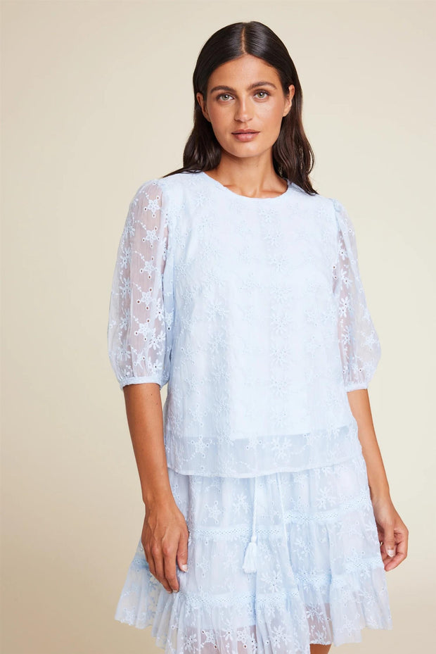 Isabel Embroidery top - Stilshoppen