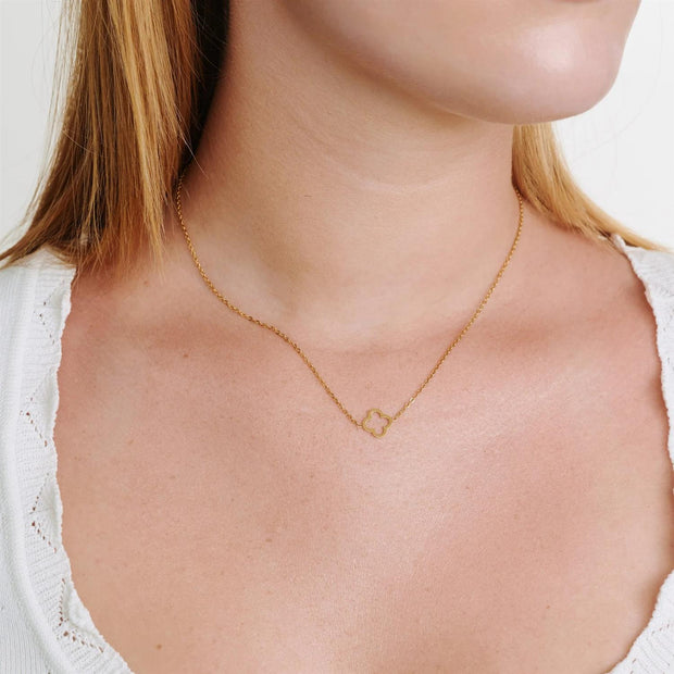 Tui Clover Necklace