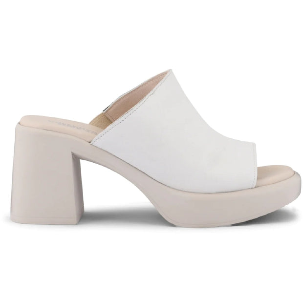 Cream Caroline sandaler