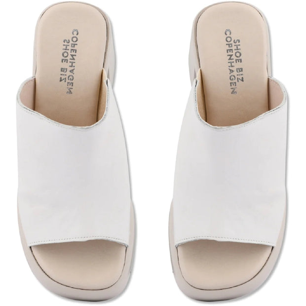 Cream Caroline sandaler